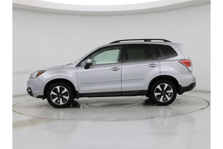 $15998 : Subaru Forester 2018 AWD 2.5 image 3