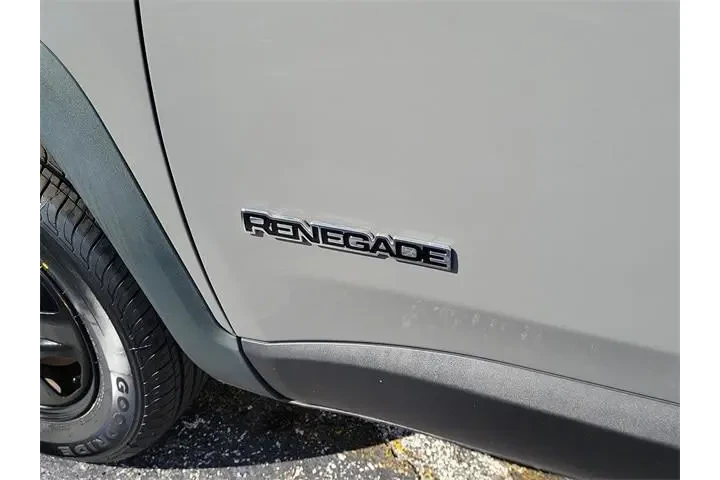 $14990 : Jeep Renegade 2019 4x4 Sport image 8
