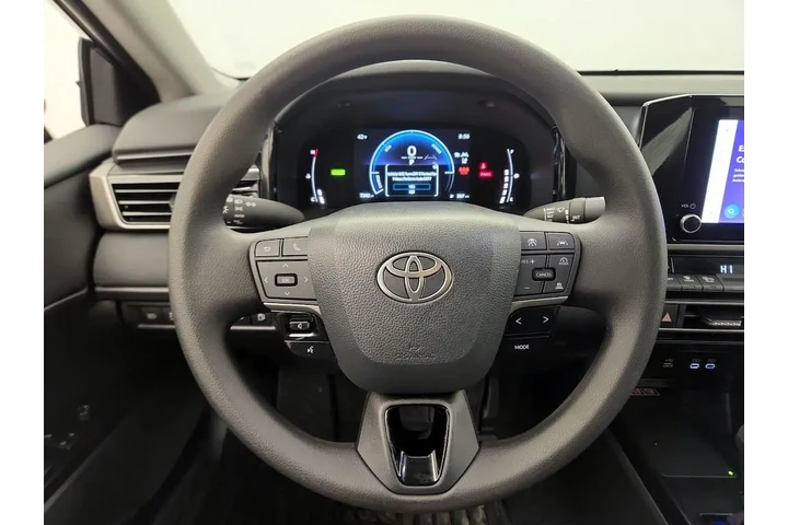 $28998 : Toyota Camry 2025 LE 4dr Sed image 9