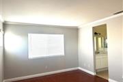 $1775 : Huntington Park CA thumbnail