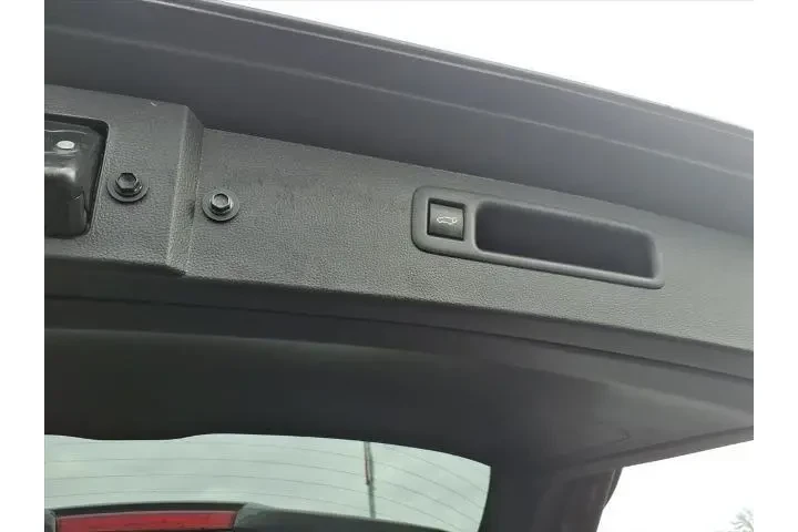 $35995 : Toyota Highlander Hybrid 202 image 8