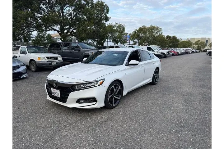 $20200 : Honda Accord 2018 Sport 4dr image 1