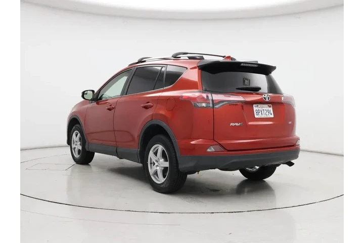 $16998 : Toyota RAV4 2017 LE 4dr SUV image 2
