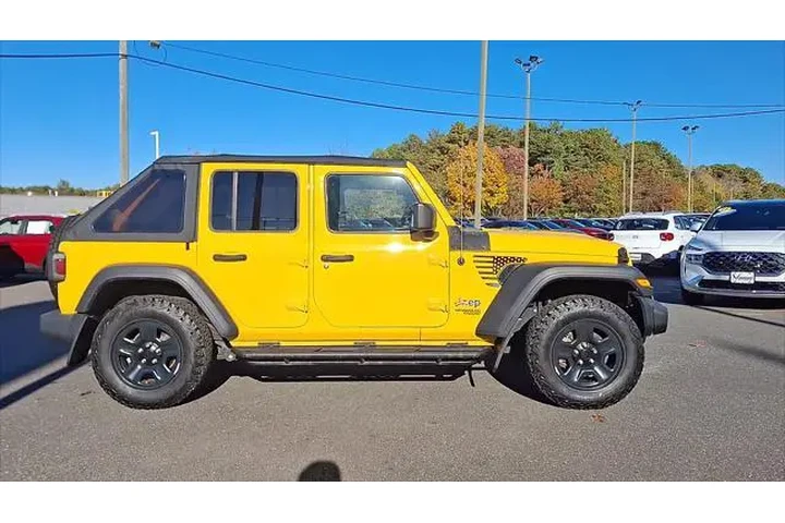 $24996 : Jeep Wrangler Unlimited 2020 image 3