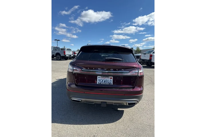 $37998 : Lincoln Nautilus 2023 AWD Re image 4