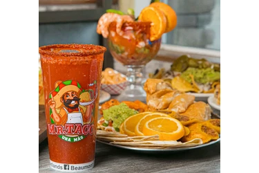 De solicita Meser@ en Redlands en San Bernardino
