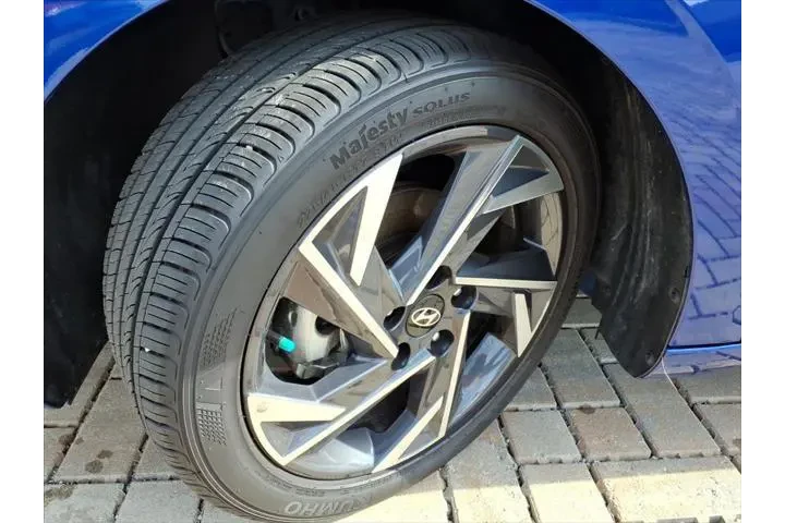 $27250 : Hyundai ELANTRA 2025 SEL Con image 9