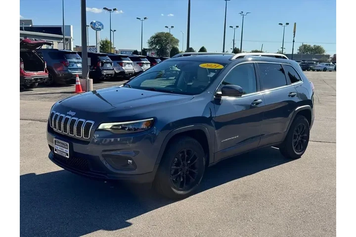 $20263 : Jeep Cherokee 2021 4x4 Latit image 2