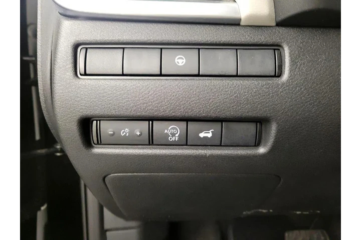 $23998 : Nissan Rogue 2025 AWD SV 4dr image 5