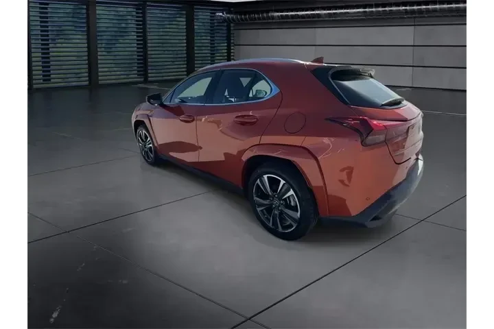 $29988 : Lexus UX 250h 2023 Premium 4 image 6