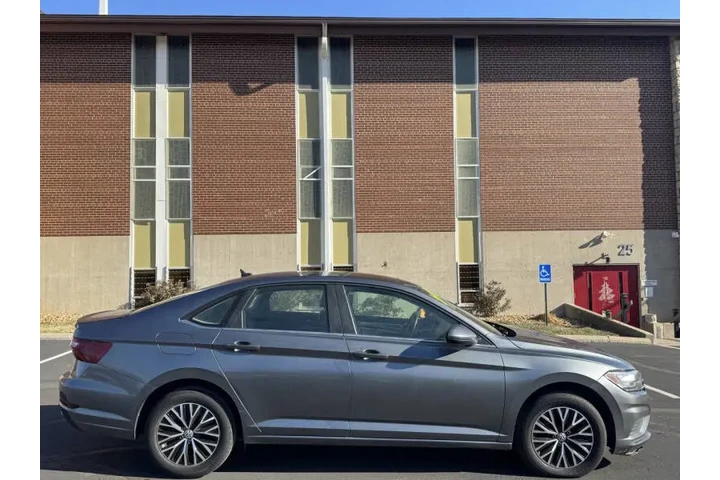 $7999 : 2020 Jetta SE image 5