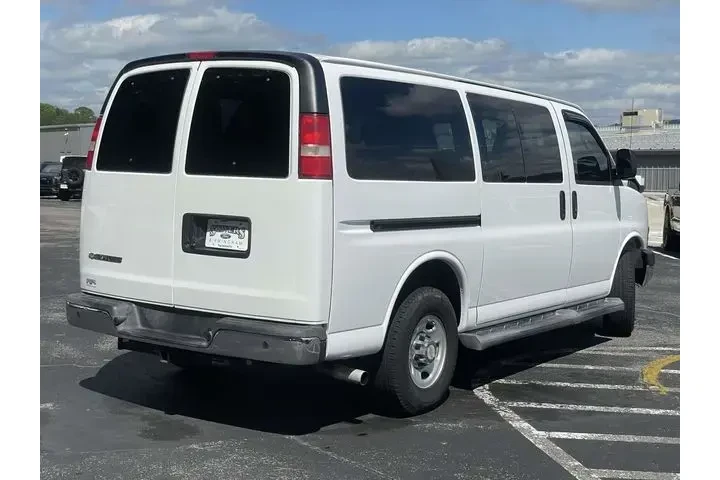 $21595 : Chevrolet Express 2016 LT 25 image 3