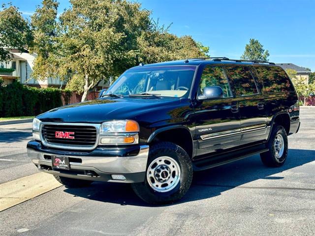 $9975 : 2005 GMC Yukon XL 2500 SLT image 1