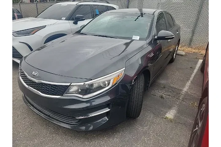 $8881 : Kia Optima 2016 LX 4dr Sedan image 4