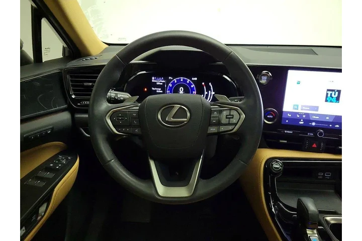 $36998 : Lexus NX 250 2023 Premium 4d image 10