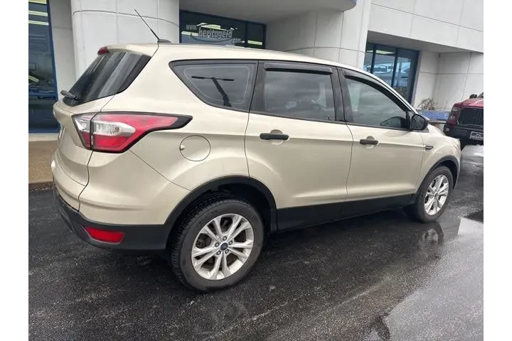 $7800 : Ford Escape 2017 S 4dr SUV image 5