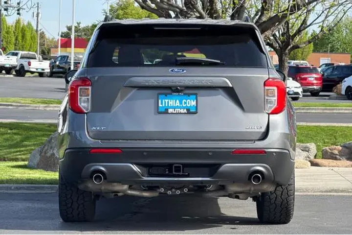 $34995 : Ford Explorer 2023 AWD XLT 4 image 7