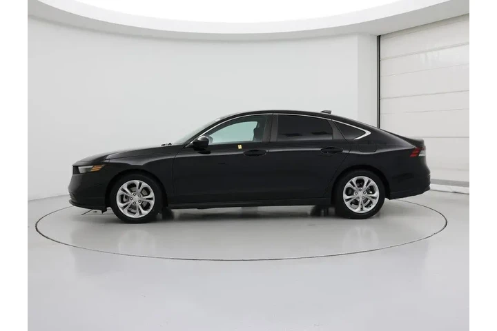 $24998 : Honda Accord 2023 LX 4dr Sed image 3