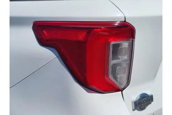 $38500 : Ford Explorer 2023 King Ranc image 9