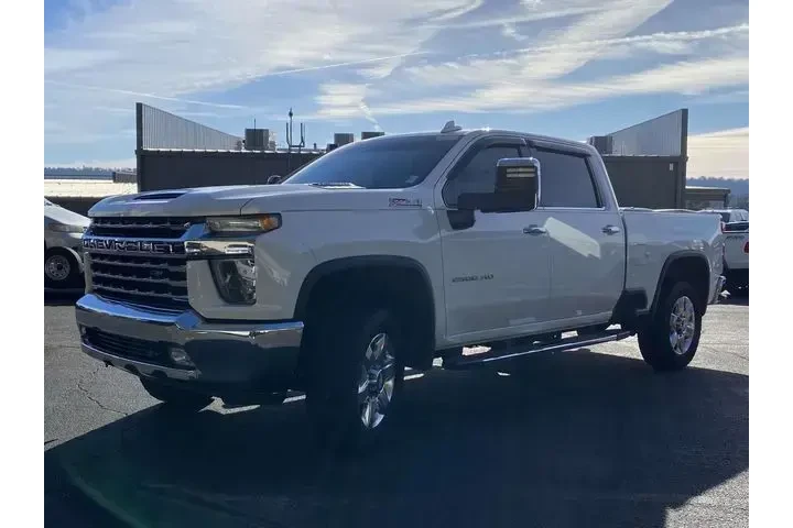 $36440 : Chevrolet Silverado 2500HD 2 image 8