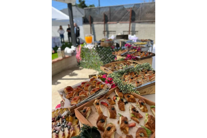 FLAVORS CATERING image 3