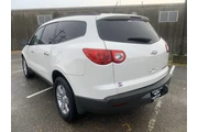 $4995 : 2011 Traverse LT thumbnail
