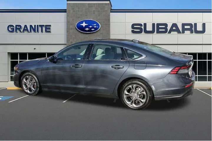 $25990 : Honda Accord 2024 EX 4dr Sed image 7