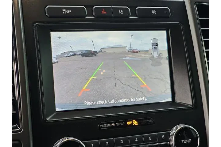 $25900 : Ford Expedition 2021 4x2 XLT image 10