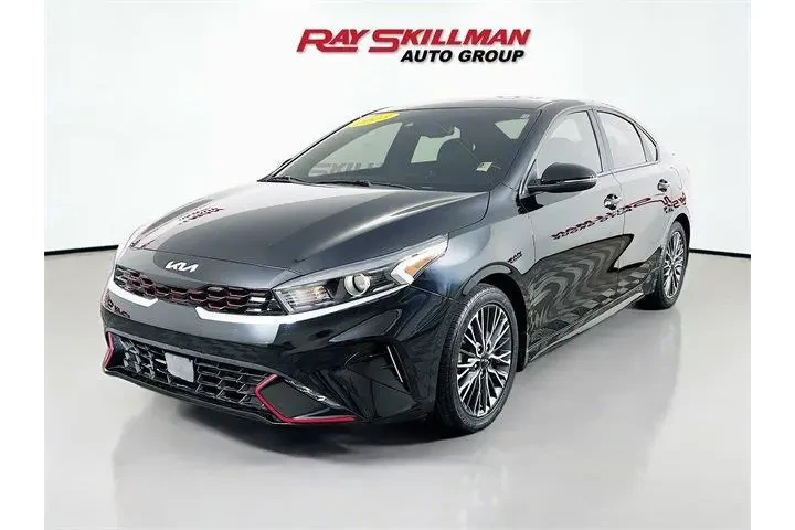 $23975 : Kia Forte 2023 GT-Line 4dr S image 3