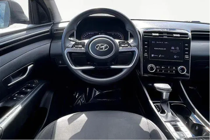$20382 : Hyundai TUCSON 2022 AWD SEL image 8