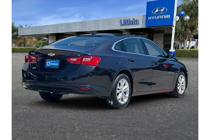 $15999 : Chevrolet Malibu 2023 LT 4dr image 3