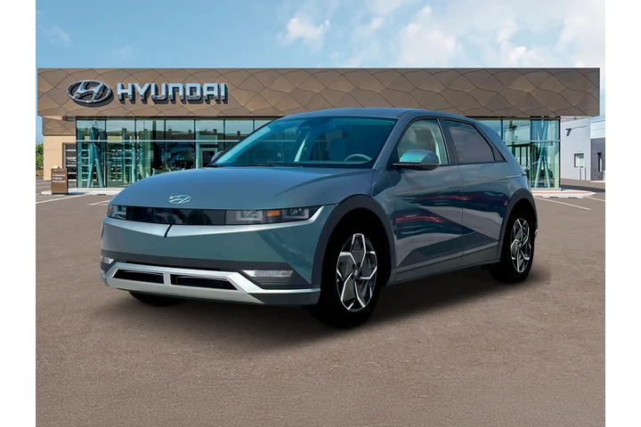 $23990 : Hyundai IONIQ 5 2024 SE 4dr image 1