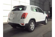 $13773 : Chevrolet Trax 2020 AWD LS 4 thumbnail