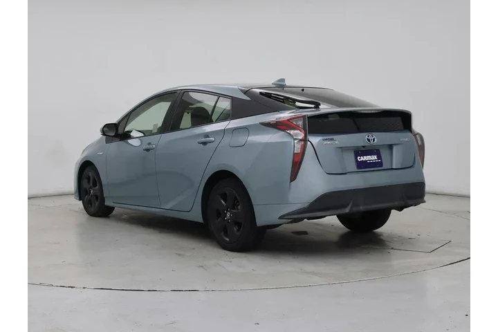 $20998 : Toyota Prius 2017 Three 4dr image 2