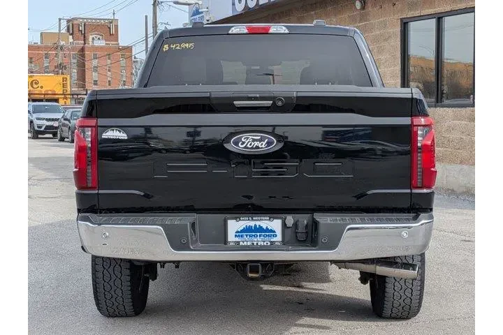 $35694 : Ford F-150 2024 4x4 XLT 4dr image 5