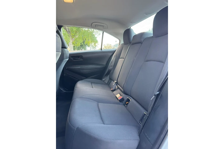 $18950 : *🚗 Toyota Corolla LE * image 4