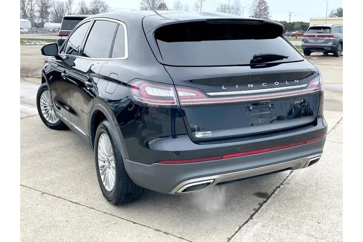 $19998 : Lincoln Nautilus 2020 4dr St image 5