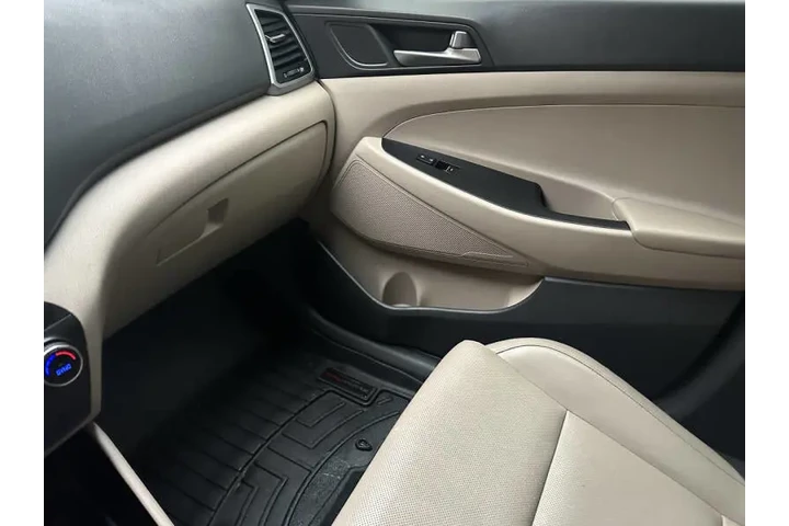 $9999 : 2016 Tucson Limited image 8