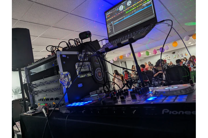 DJ ESPECIAL image 2