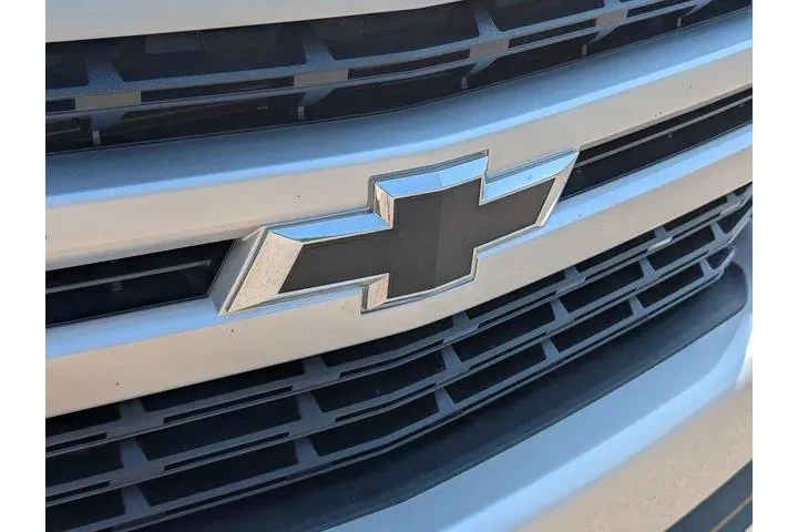 $31999 : Chevrolet Silverado 1500 202 image 5