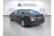 $13849 : Chevrolet Malibu 2022 LT 4dr thumbnail