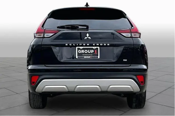 $22064 : Mitsubishi Eclipse Cross 202 image 5