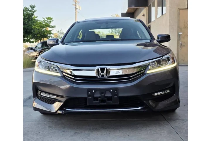 $13950 : 2017 Accord EX-L V6 image 9