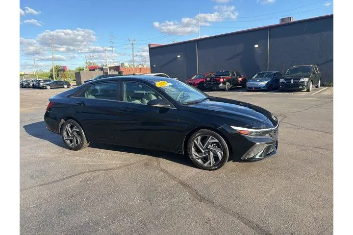$24980 : Hyundai ELANTRA 2025 SEL Con image 2