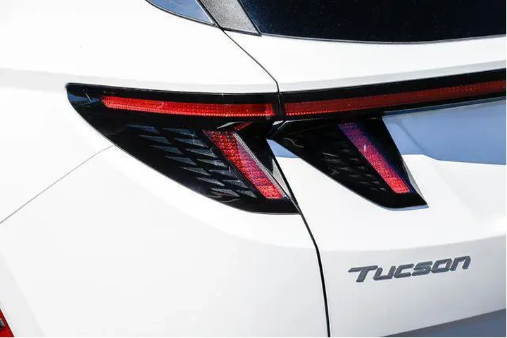 $30777 : Hyundai TUCSON 2025 SEL Conv image 10