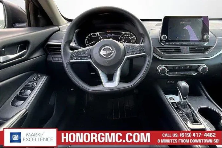 $21988 : Nissan Altima 2025 2.5 SV 4d image 8