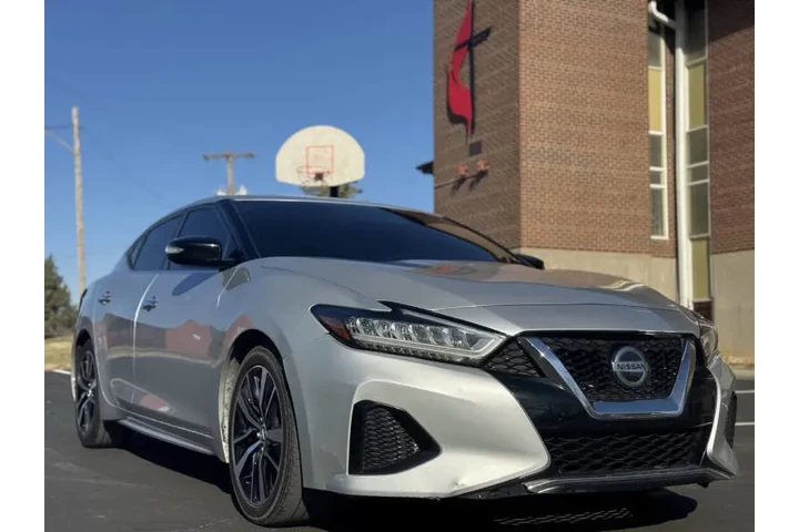 $12999 : 2021 Maxima 3.5 SV image 4
