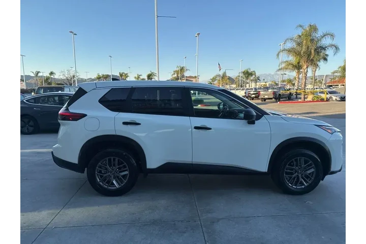 $19049 : Nissan Rogue 2024 AWD S 4dr image 9