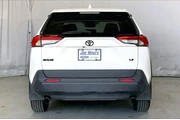 $25901 : Toyota RAV4 2023 LE 4dr SUV thumbnail