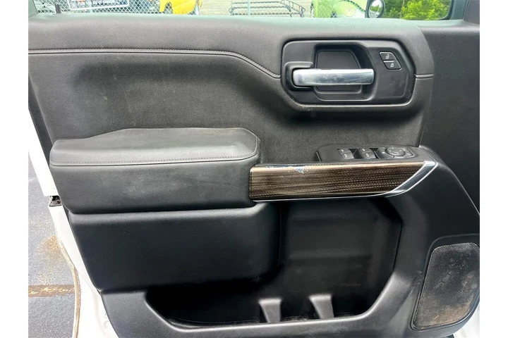 $17995 : 2020 Silverado 1500 LT Double image 10